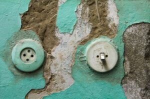 power outlet, light switch, switch-4714719.jpg